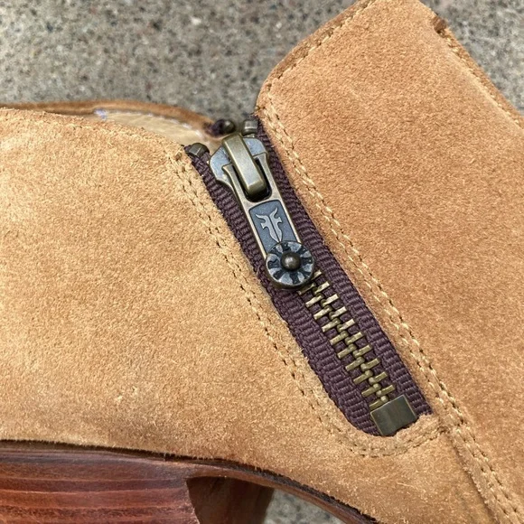 🐬 Frye Sacha Moto Shootie Tan Suede  Boot - Picture 14 of 15